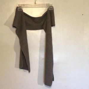 Gray cashmere scarf